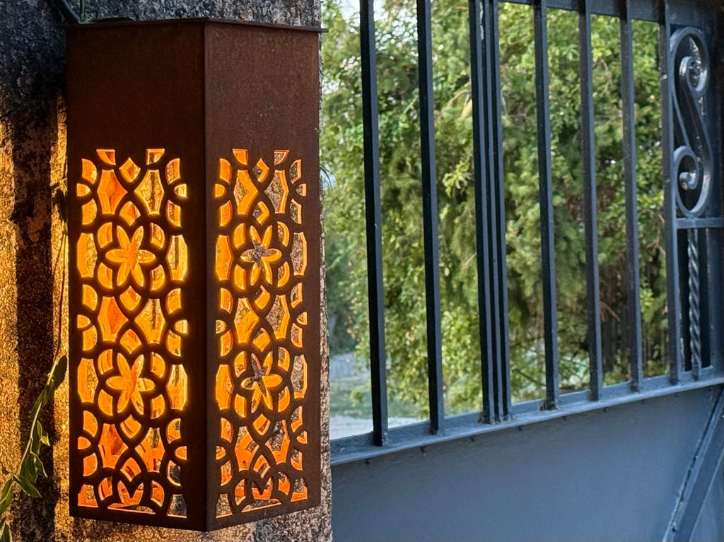 Lampe extérieure carrée — métal découpé — vue 12