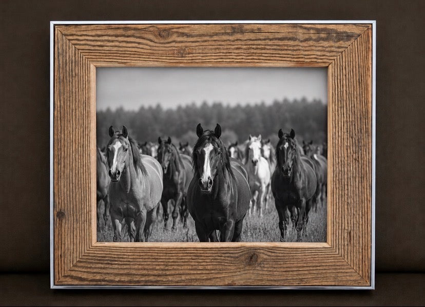 Cadre photo simple en vieux bois de bardage, fait main, Atelier Olivier LeRat