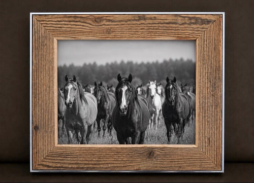 Cadre photo simple en vieux bois de bardage, fait main, Atelier Olivier LeRat
