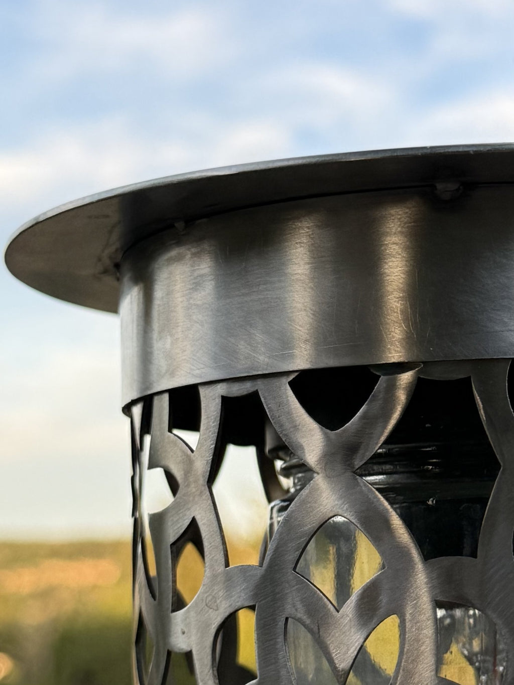 Lampe extérieure ronde — métal découpé — vue 3